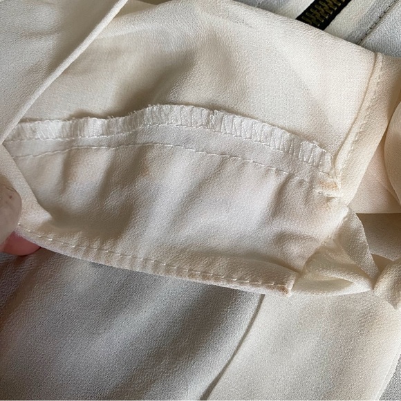 🐚 CLASSY BOW TIE PUFF SLEEVE SHEER BLOUSE! - Picture 14 of 15